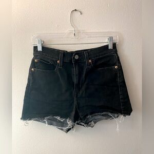 Levi’s Women’s High Rise Black Shorts Size 29